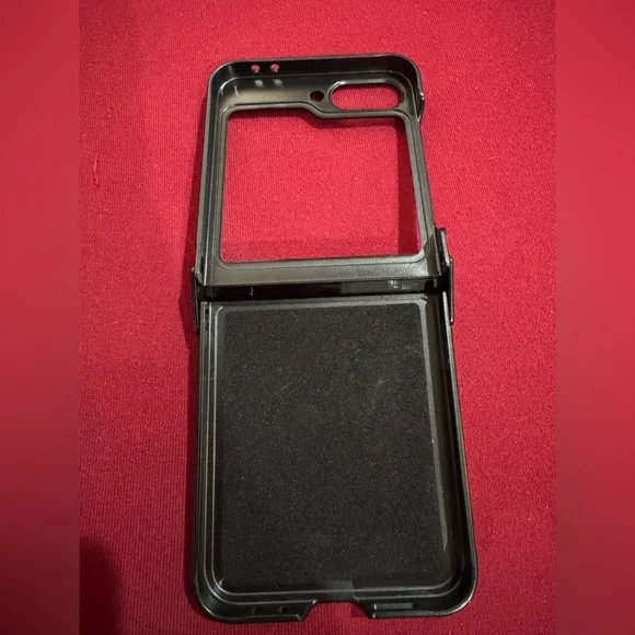 Michael Kors Brown MK Synthetic Leather Samsung Galaxy Z Flip 5/6 Phone Case - Picture 4 of 6